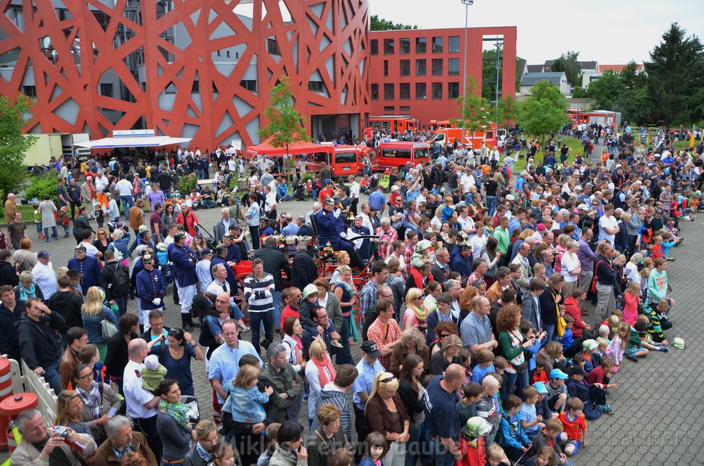 Tag der Offenen Tuer BF Koeln Weidenpesch Scheibenstr P459.JPG